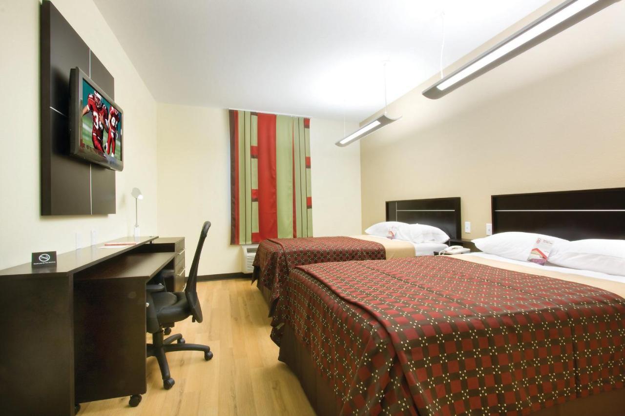 Red Roof Inn & Suites Beaumont Esterno foto