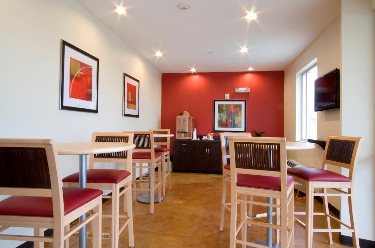 Red Roof Inn & Suites Beaumont Esterno foto